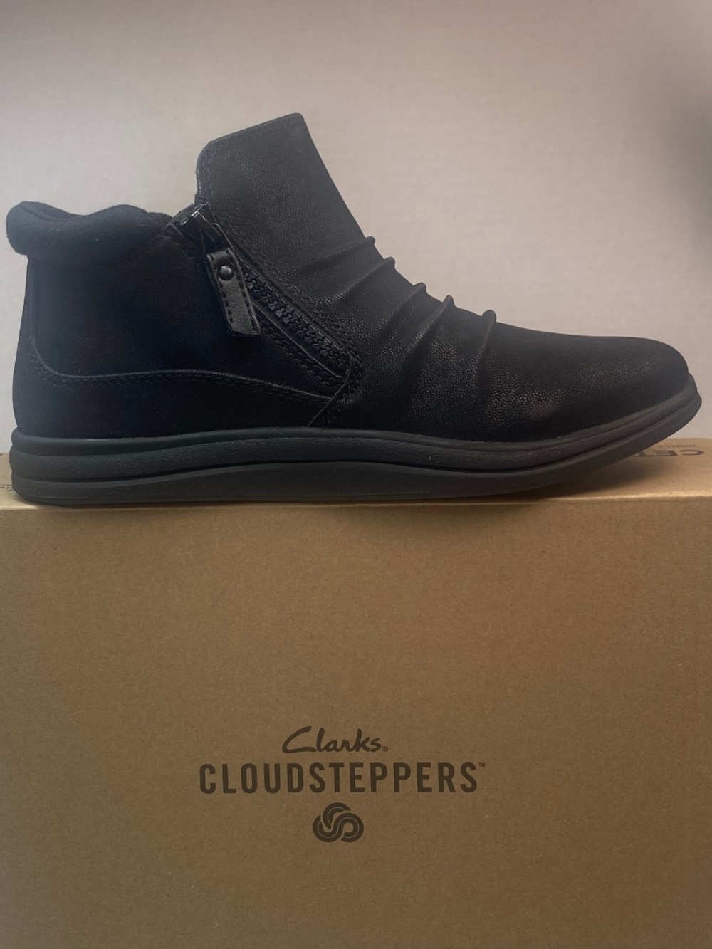 Clarks CloudsteppersBreeze Range Black Women's Boots Size 6 M NIB